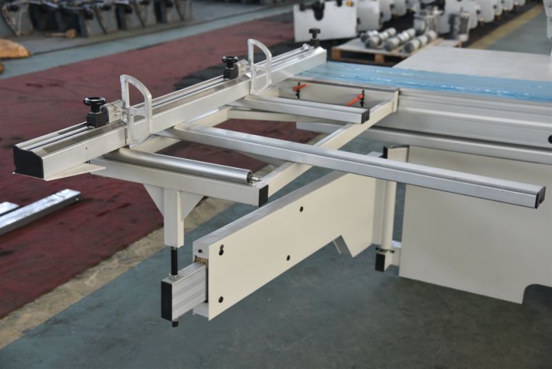 Woodworking Panel Saw with Round Stick Rail