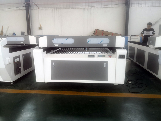 CNC Laser Metal Cutter for Metal and Non-Metal Flc1325A