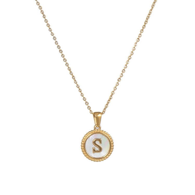 18K Gold Plated Necklace Round Disc Name Necklace Adjustable Chain Alphabet Letter Pendant with Shell Initial Necklace