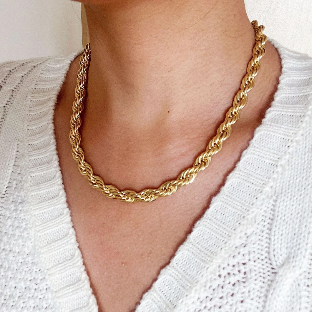 Retro Exaggerated Multilayer Square Brand Pendant Necklace Female Twist Chain Necklace