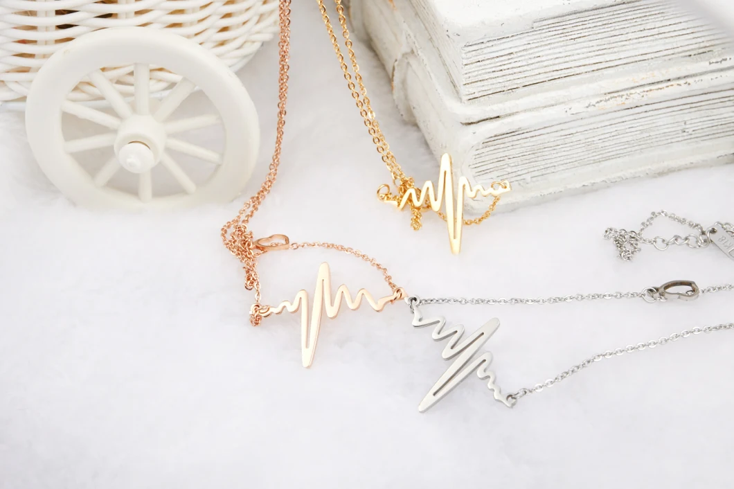 Viennois Rose Gold Color Heart Chain Necklaces for Woman Metallic Electrocardiogram Shape Statement Necklace Female Accessories