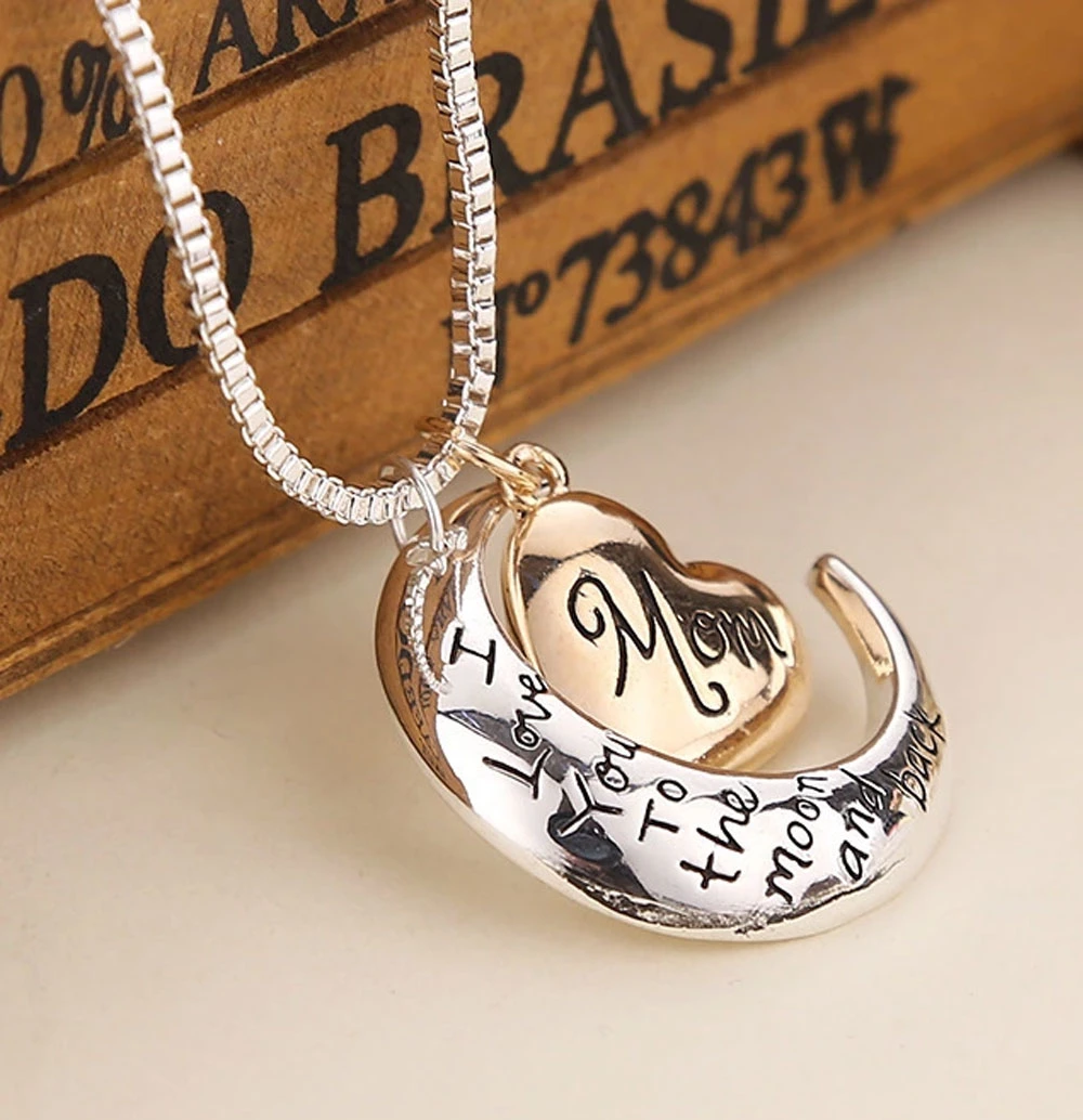 Heart Necklace I Love You to The Moon and Back Mom Pendant Necklace Mother Day Gift Wholesale Fashion Jewelry