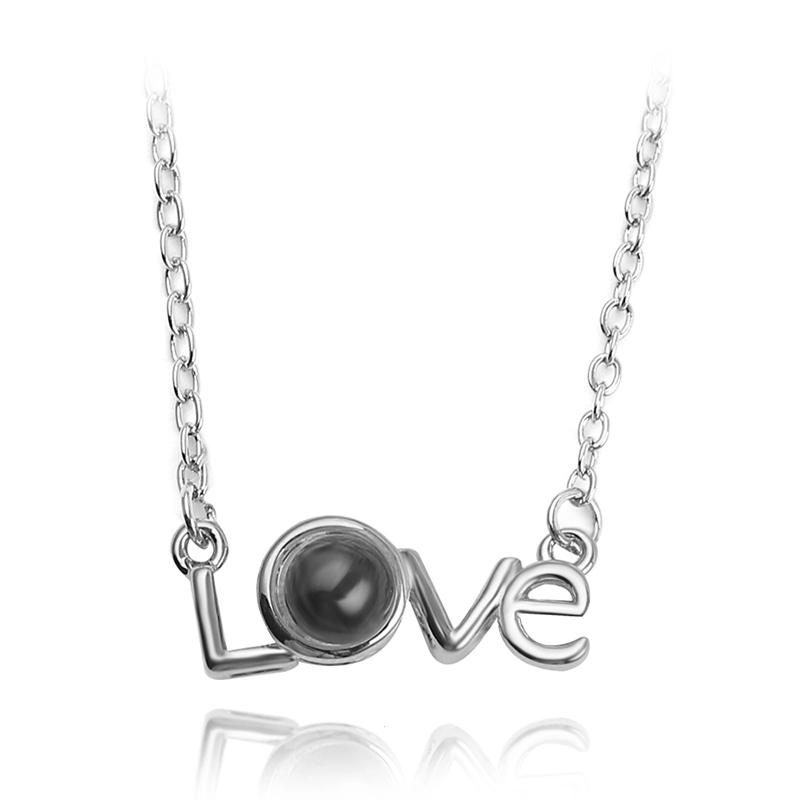 Girlfriend Wedding Gift Projection Romantic Love Pendant Necklace Fashion Accessories