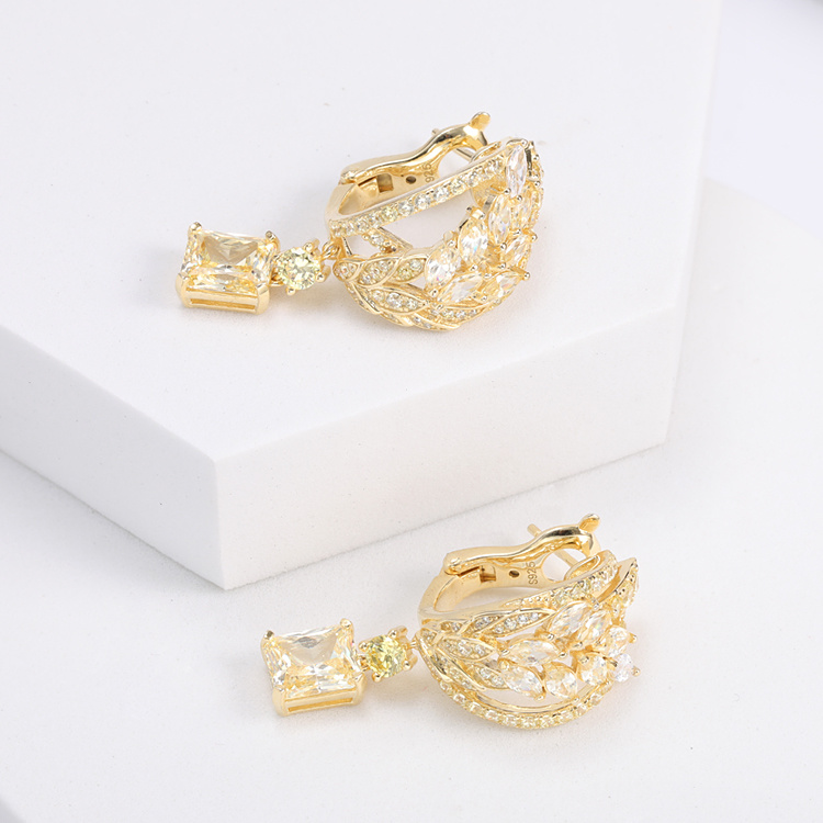 925 Silver Diamond Gold Earrings Flower Shape Earrings for Women