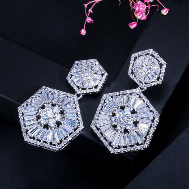 Fashion Jewellery 2021 Latest Geometric Hanging AAA Cubic Zirconia Earring Jewelry