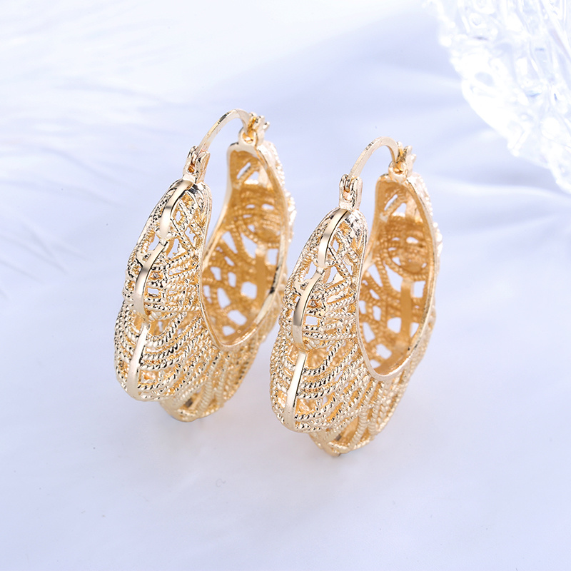 High Quality New Gold Plated Pendant Earrings Jewelry for Women