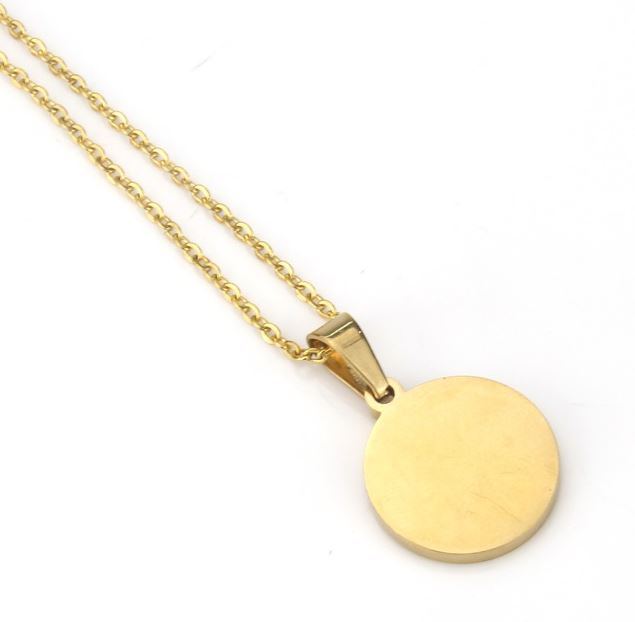 Fashion Delicate Bohemian Round Shell Initial 26 Letter Pendant Necklace Gold Plated Stainless Steel Necklace