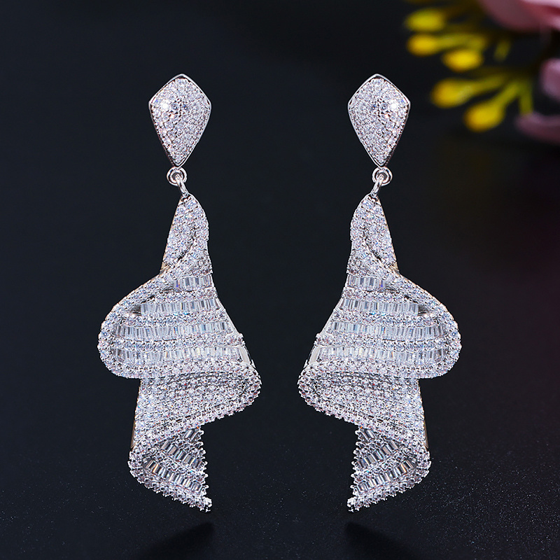 Fashion Earring Jewelry 2021 Creative Geometry Screw Big Large Diamonds Earring