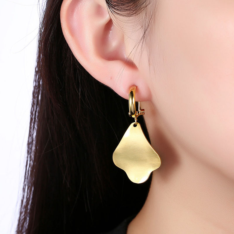 Gold Earrings for Female 2017 New Design Fashion Gold Earrings