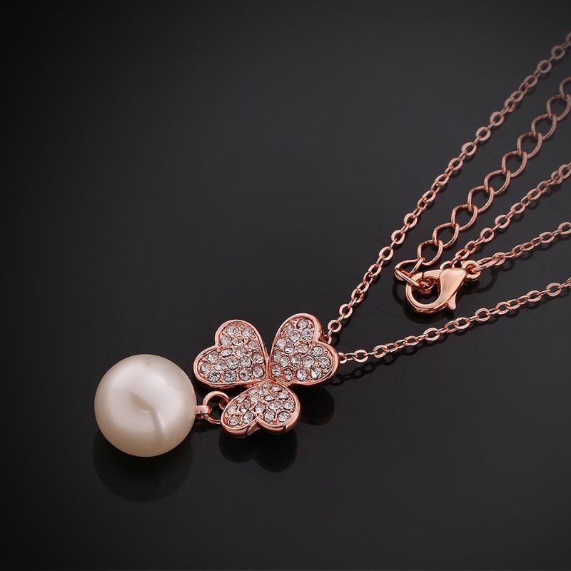 Rose Gold Clover Shape Fashion Pearl Women Necklace