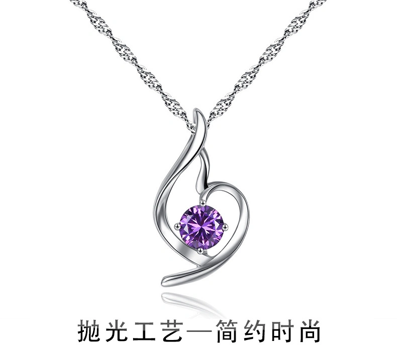 Simple Design Silver Choker Necklaces for Women and Girls Elegant Heart Crystal Pendant Necklace