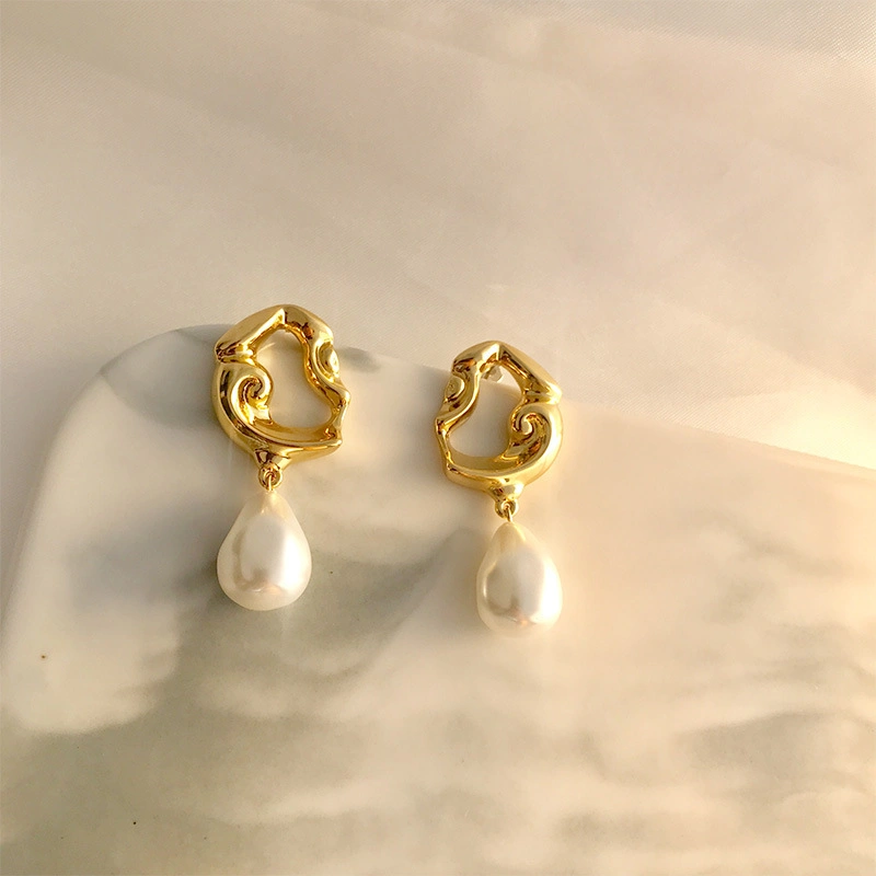 Lava Copper Baroque Pearl Fashionable French Ins Earrings American Pop Pearl Earrings