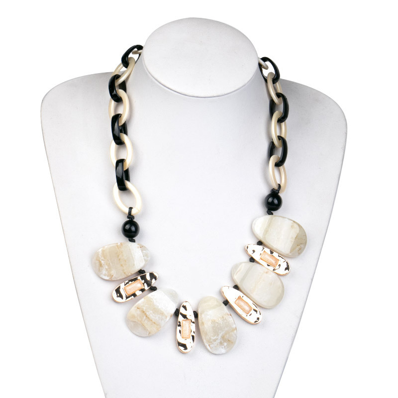 New Fashion Acrylic Resin Jewelry Necklace Ladies