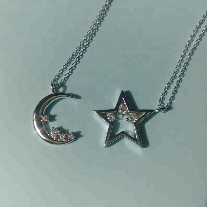 Best Selling Simple Chain Necklace Star and Moon Pendant Necklace for Lady