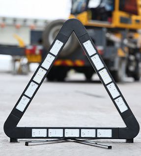 Warning Triangle, Assembled Safety Triangle Triple Warning Kit Warning Triangle Reflector Roadside Hazard Sign Triangle Symbol for Emergency, Road, Traffic