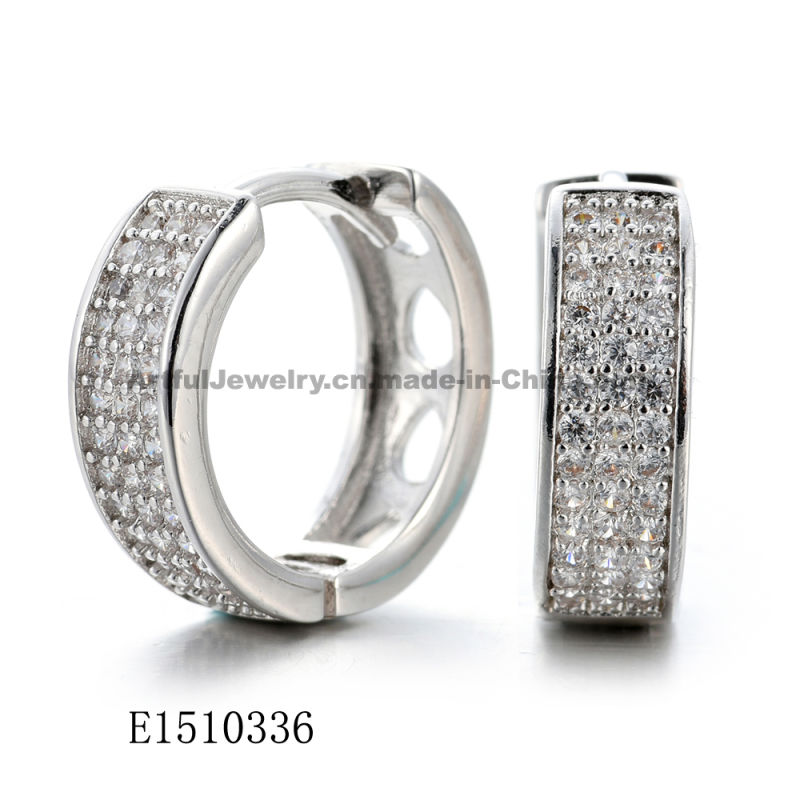 Fashion Jewelry/Silver Jewelry/Jewellery/Gift Clear CZ Huggie Earring for Women