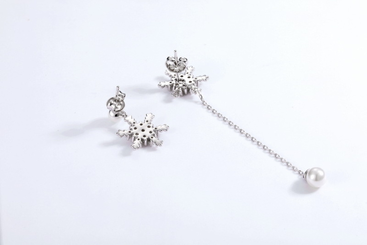 Mismatched Design White Gold Color Pearl Earrings Asymmetry Sterling Silver Snowflake Earrings for Girls