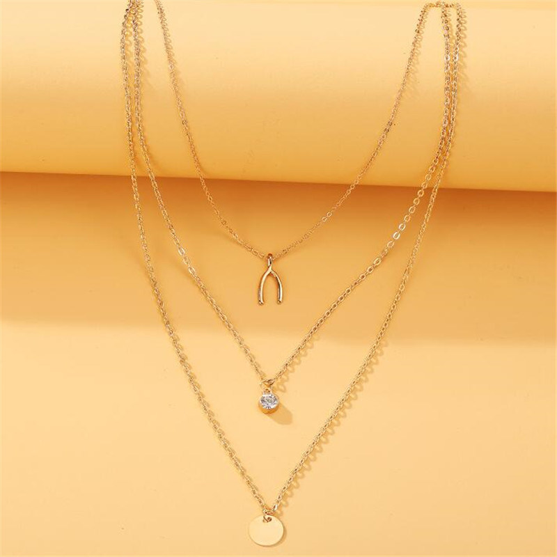 Fashion Clavicle Layered Chain Necklace Creative Inverted V Crystal Gold Necklace for Women Female Jewelry Accessories