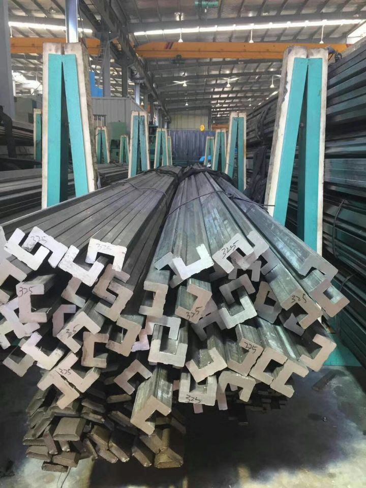 Q235 Special Shaped Profile Solid Triangle Steel Bar