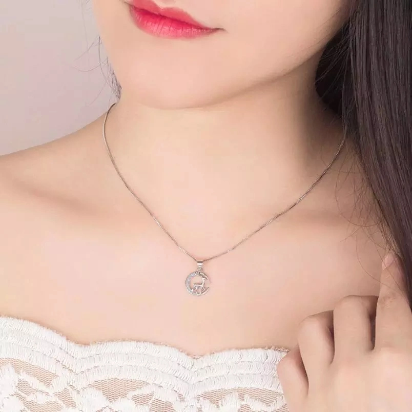 Creative Style Female Personality Collarbone Moose Chain Necklace Pendant Fashion Party Jewelry Necklace