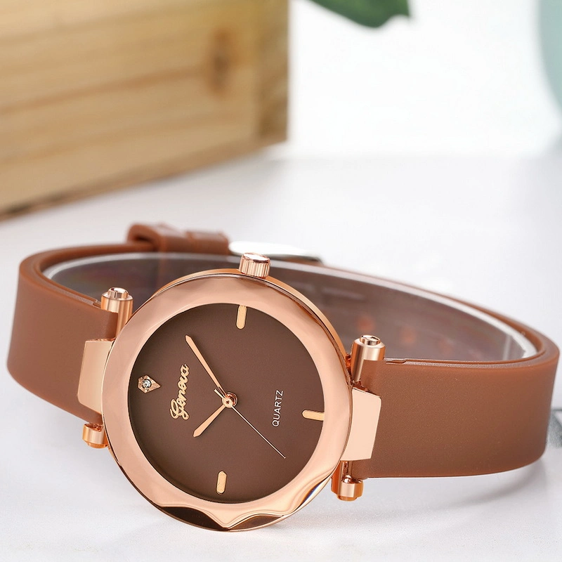 Luxury Custom Logo Gold Chain Watch Waterproof Simple Wristwatches Minimalist Watch