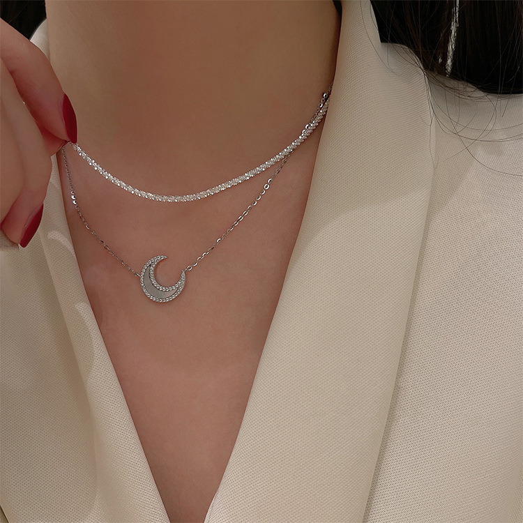 Simple Clavicle Chain with Zircon Shell Moon Pendant Necklace
