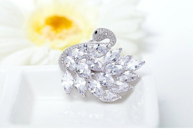 Luxury Wedding Jewelry Accessories Sparkling CZ Swan Brass Brooch