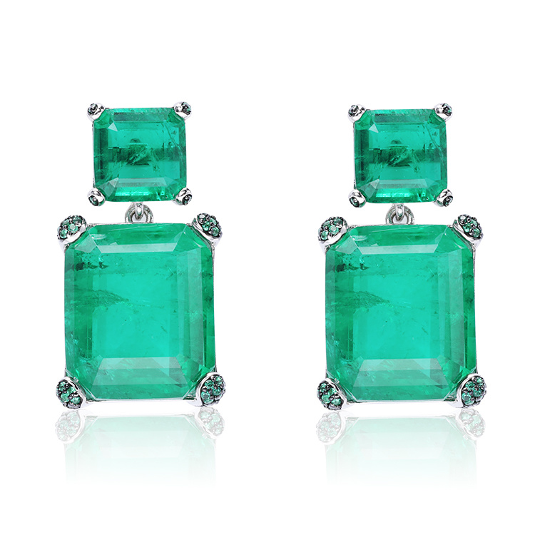 Hot Sale Emerald Earrings 925 Silver Luxurious Earrings for Women