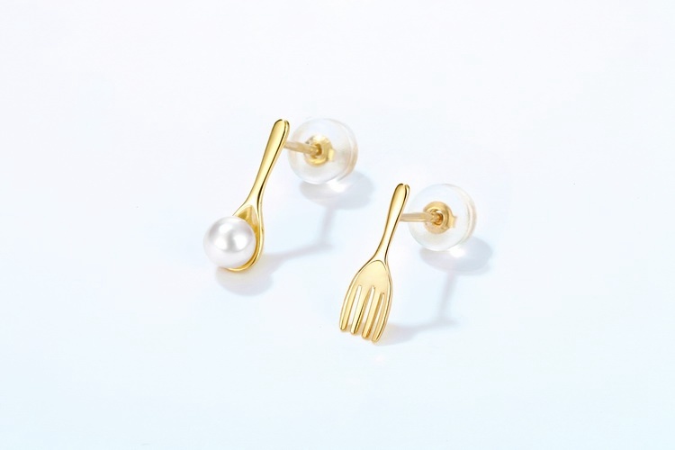 Hot Sale 14K Yellow Gold Asymmetrical Earrings Fine 585 Gold Spoon Fork Earring with Freshwater Pearl
