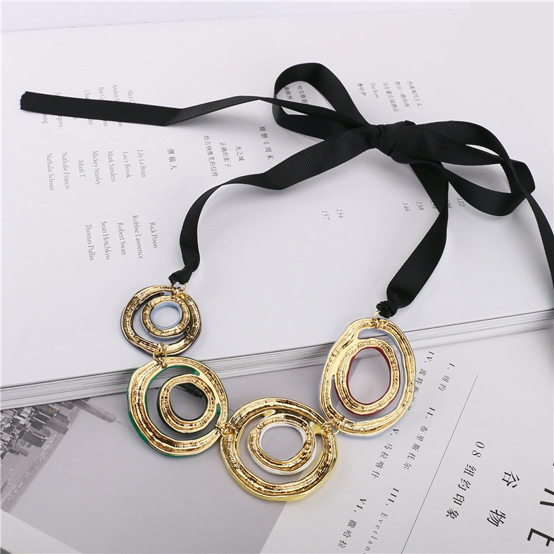 Wholesale Top Design Women Fashion Necklaces Jewelry Accessories   Retro Gold Jewelry Geometric Hollow Necklace