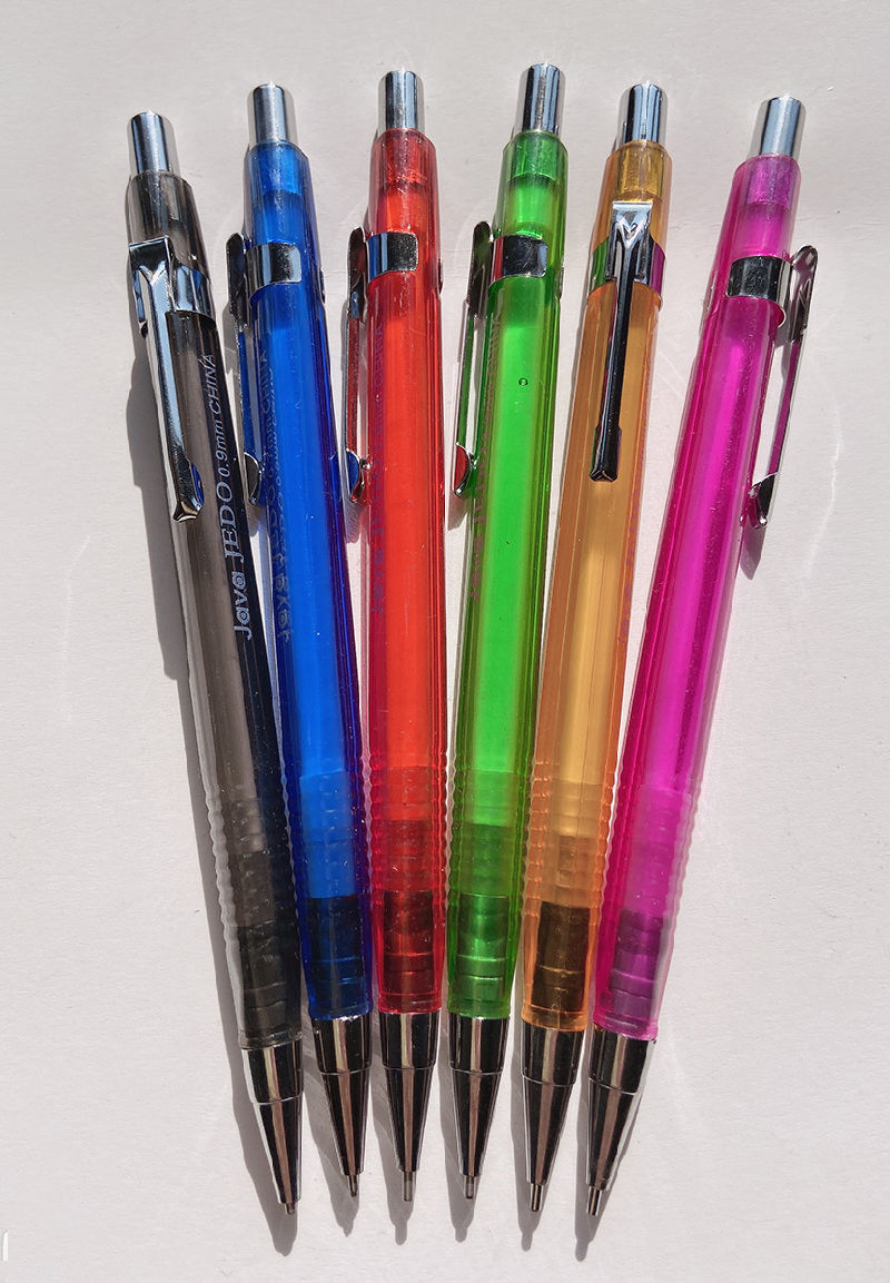 Metal Mechanical Pencil with Triangle Shape for Staitonery Supply