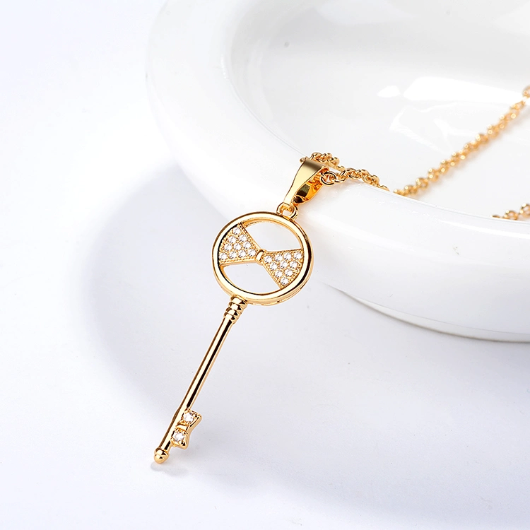 2020 Fashion Personality Modern Jewelry Necklace Cheap Necklace and Key Pendant
