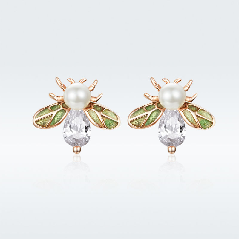 Elegant Animal Bee Mounting Freshwater Pearl Sterling Silver Stud Earrings