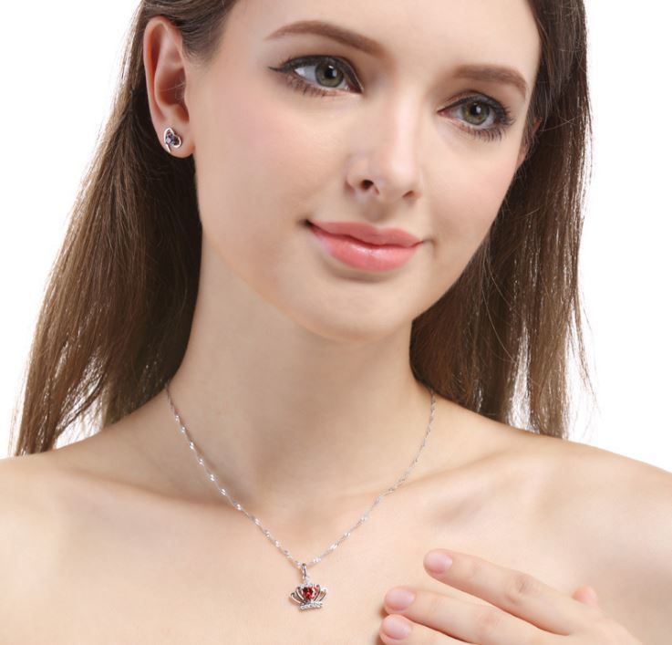 925 Sterling Silver Women Minimalist Fancy Queen Princess Crown Pendant Jewelry Design Chain Necklace