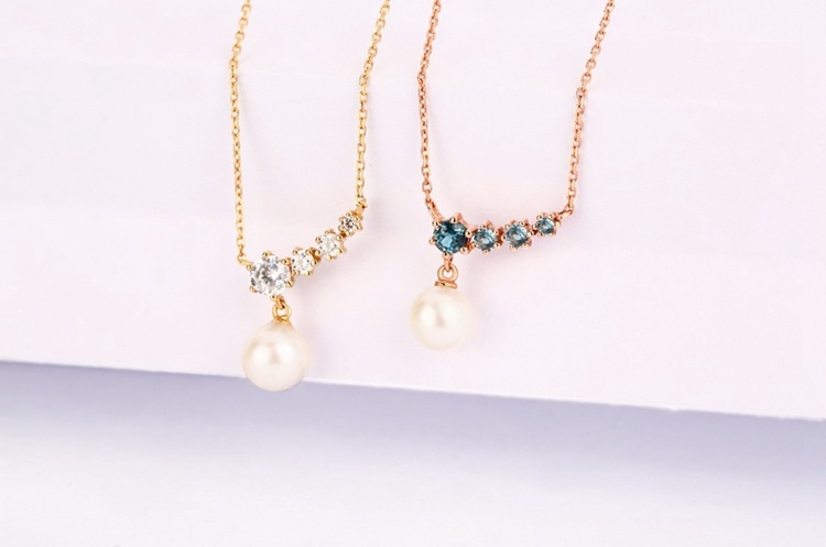 Pretty 14K Gold Jewelry Necklace Cubic Zirconia Necklace with Pearl