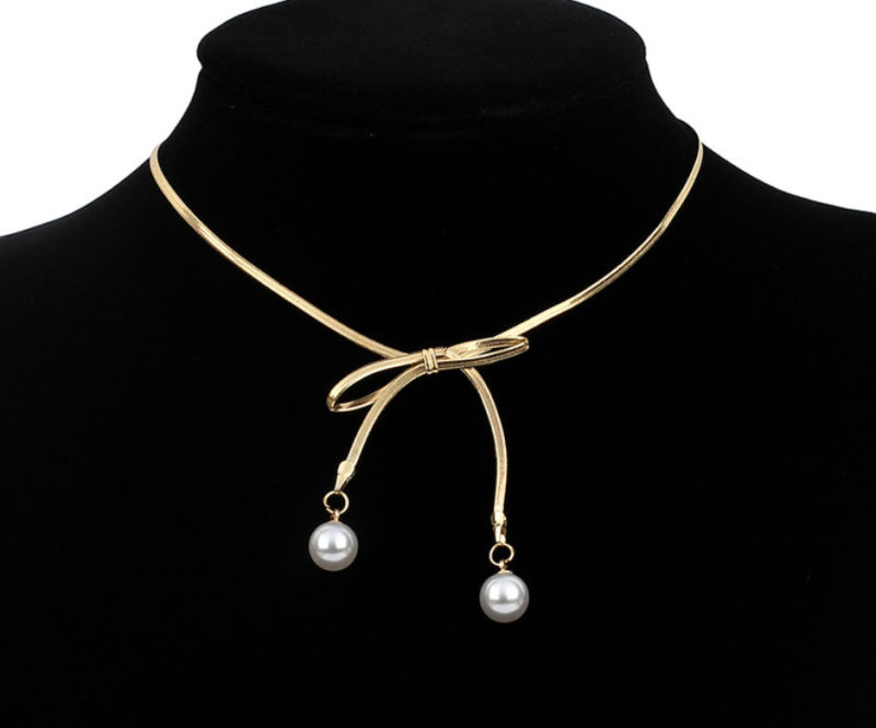 Fashion Jewelry Delicate Brass Snake Necklace with Bowknot and Pearl Choker