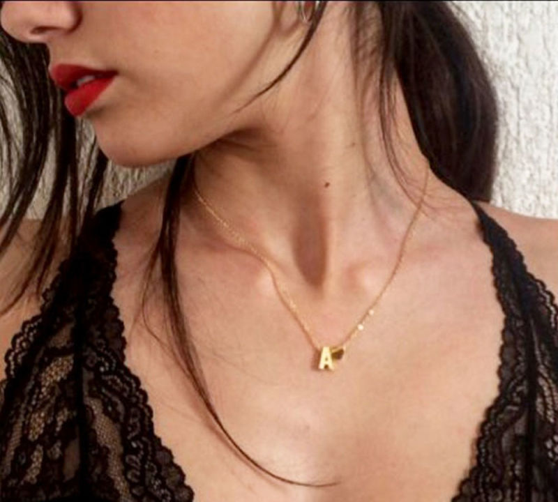 Fashion Gold Chain Choker Necklace Jewelry Dainty Tiny Charm Women Heart Pendant Necklace