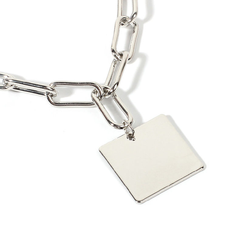 Fashion Jewelry Chunky Chain Necklace with Square Polish Charm