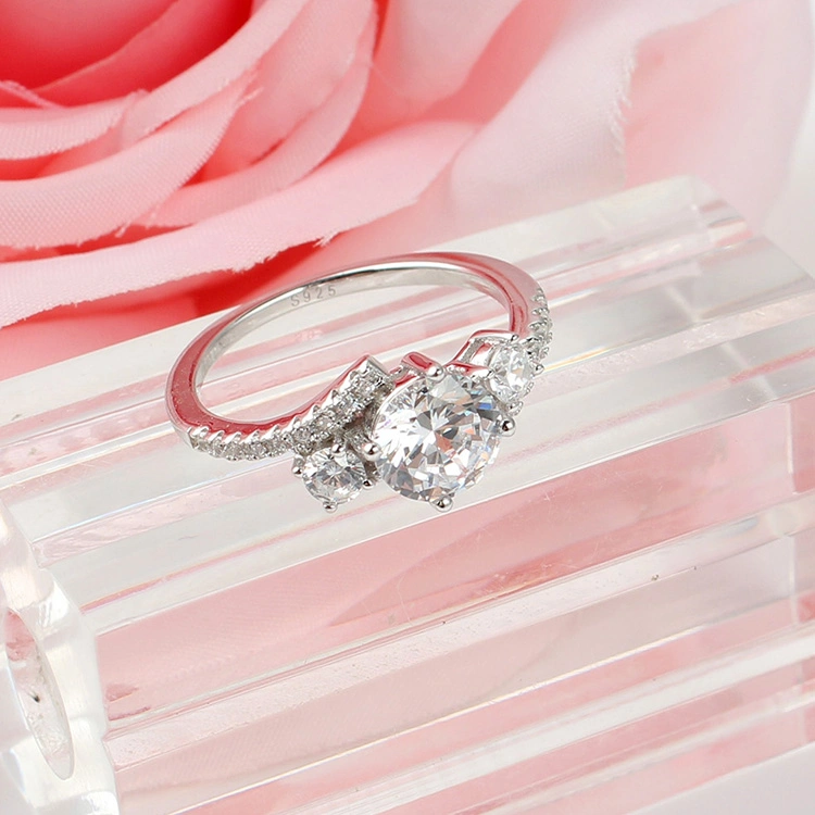 Fashion Three Main Stones 925 Sterling Silver Diamond Ring Luxury Wedding Jewelry