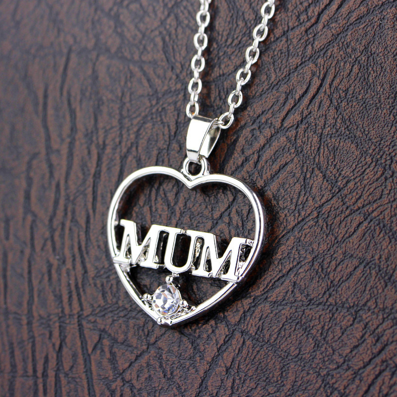 Fashion Mother Necklace Mum Love Hollow Pierced Diamond Pendant Necklace Women