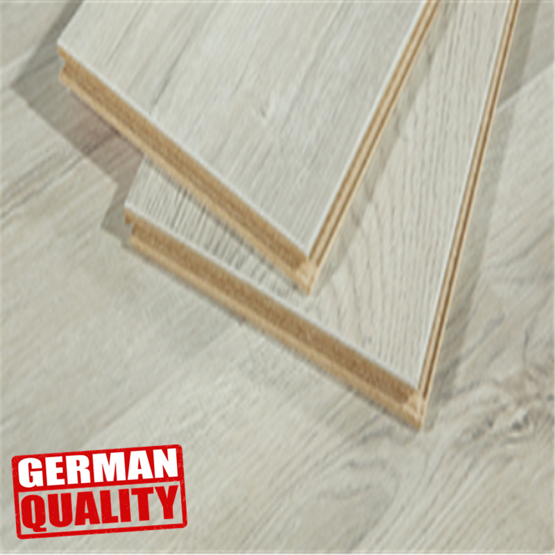 Wood Baroque En 13329 White Laminate Flooring