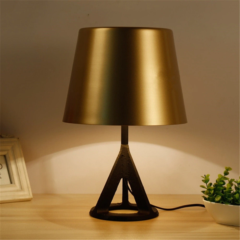 Industrial Triangle Iron Table Lamp Bedroom Bedside Desk Lamp Home Decoration Living Room Table Lamp