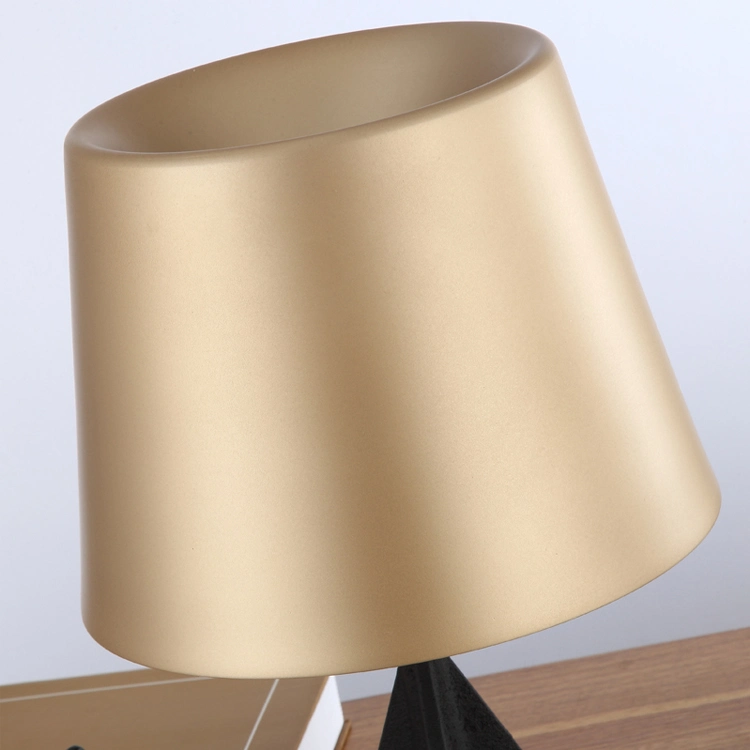 Modern Aluminum Table Lamps Home Decor Light Table Light Lamp for Hotel Bedroom