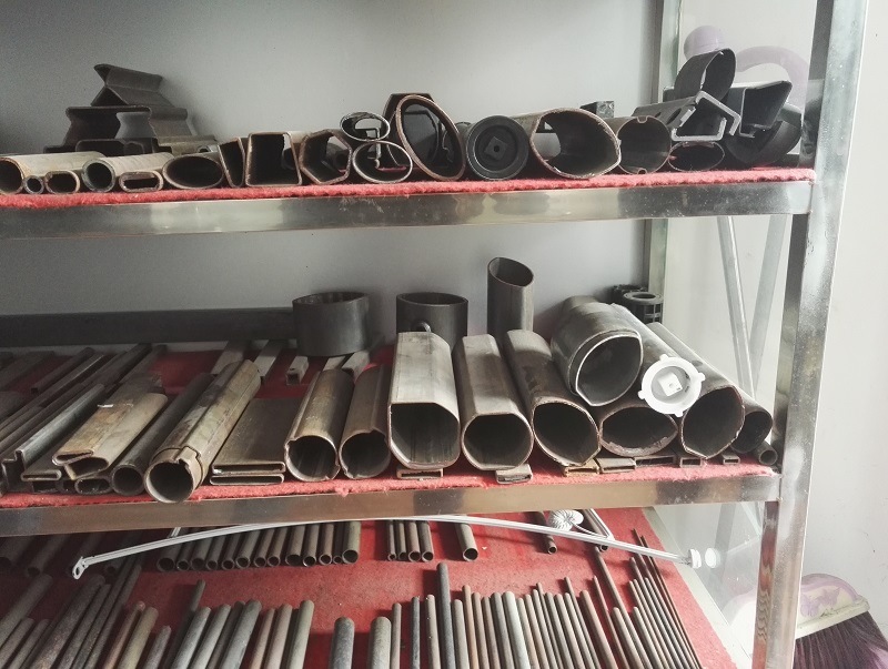 16mn, 45# 10#, 20# Cold Drawn Irregular Special Shaped Steel Pipes/Tubes