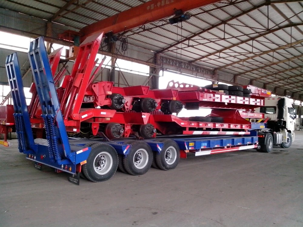 3 Axles 60 Tons Lowboy Semi Trailer Platform Trailer Gooseneck Low Bed Trailer for Sale