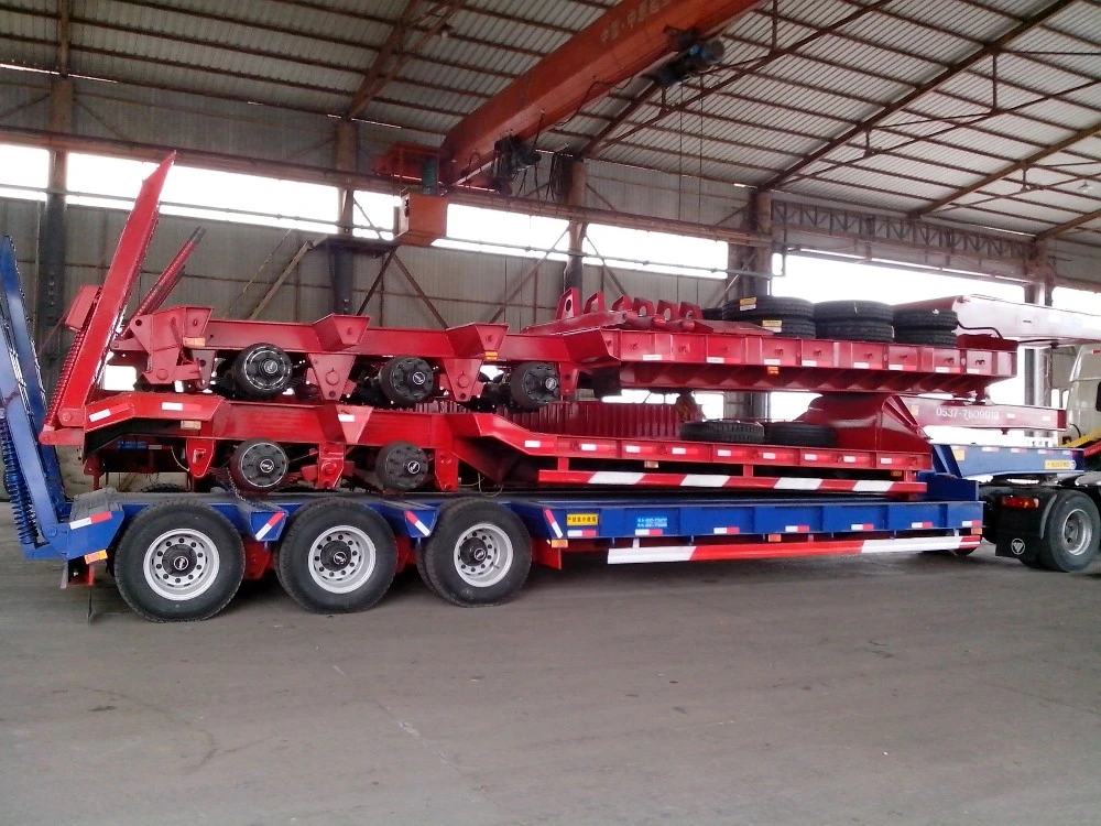 3 Axles 60 Tons Lowboy Semi Trailer Platform Trailer Gooseneck Low Bed Trailer for Sale