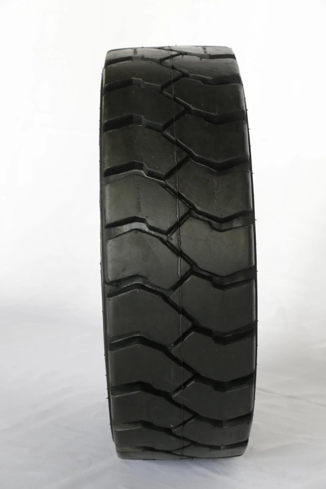 Germany and Japan Technic Forklift Tire Factory Cheap Price, Forklift Tyre/Tire 750-15