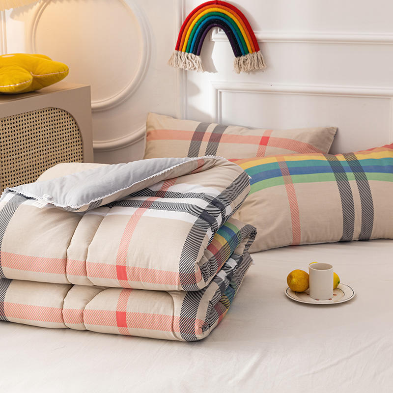 Made in China All Season Breathable Warmth Microfiber Quilt for Twin Extra-Long