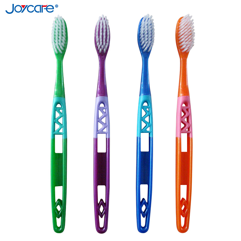 Wholesale Adult Toothbrush with Extra Soft Bristles/Antislip Handle