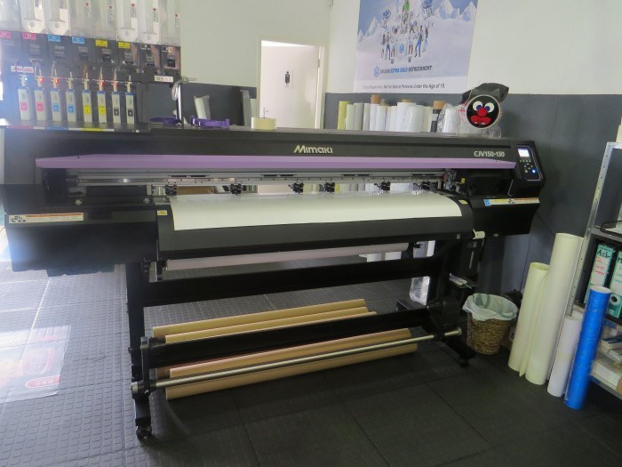 Professional Mimaki Cjv150-130 Roll-to-Roll Eco Solvent Printer/Cutter